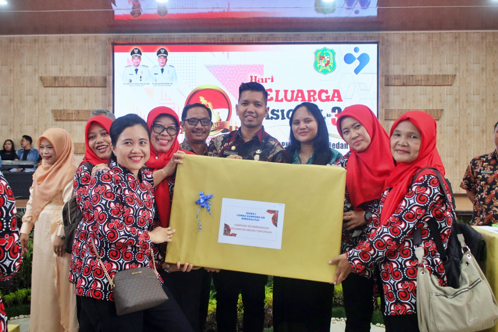 Kampung KB Kel. Kemenangan Tani Raih Terbaik 1 Dalam HARGANAS Kota Medan